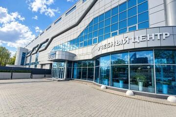 Помещение своб.назн., 2574 м², 1/3 эт.