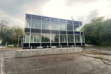 Отдельно стоящее здание, 1571,8 м²
