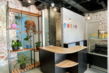 Помещение своб.назн., 85 м², 1/2 эт.