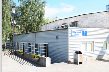 Отдельно стоящее здание, 370 м²