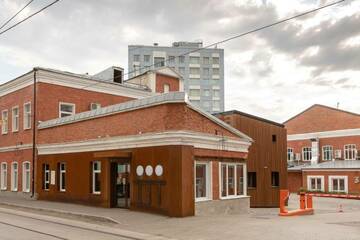 Помещение своб.назн., 197 м², 1/5 эт.