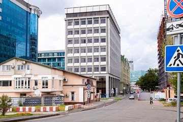 Бизнес-центр, 930 м²