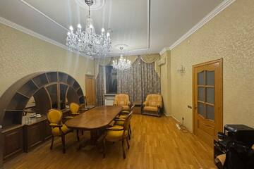 Офис, 280 м², 4/6 эт.