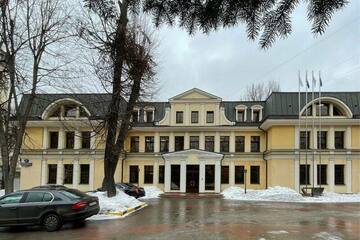 Отдельно стоящее здание, 1712,6 м²