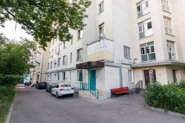 Помещение своб.назн., 565 м², 1/9 эт.