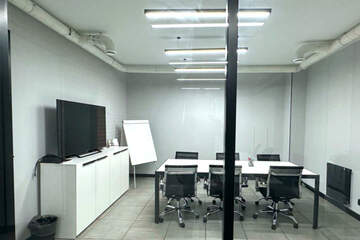 Отдельно стоящее здание, 312 м²