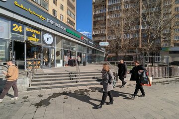 Помещение своб.назн., 264,5 м², 1/15 эт.