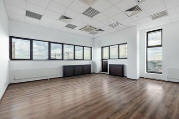 Офис, 585 м², 1/16 эт.