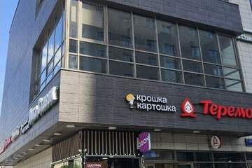 Отдельно стоящее здание, 1316 м²