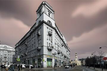 Помещение своб.назн., 643 м², 1/6 эт.