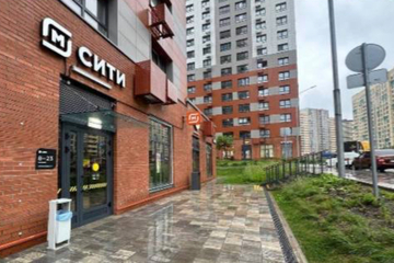 Помещение своб.назн., 180 м², 1/15 эт.