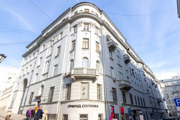 Помещение своб.назн., 643 м², 1/6 эт.