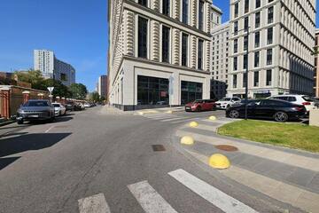 Помещение своб.назн., 420 м², 1/19 эт.