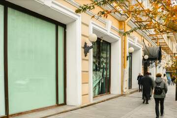 Помещение своб.назн., 460,7 м², 1/6 эт.