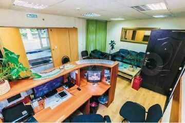 Отдельно стоящее здание, 350 м²