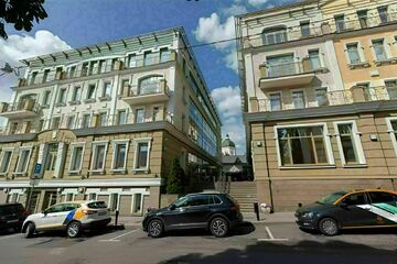 Офис, 2400 м², 1/5 эт.